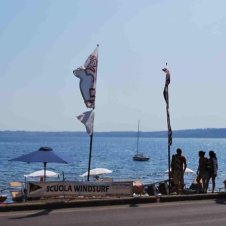 Relax In Piazzetta Casa E Appartamento Per Vacanze Trevignano Romano Bagian luar foto